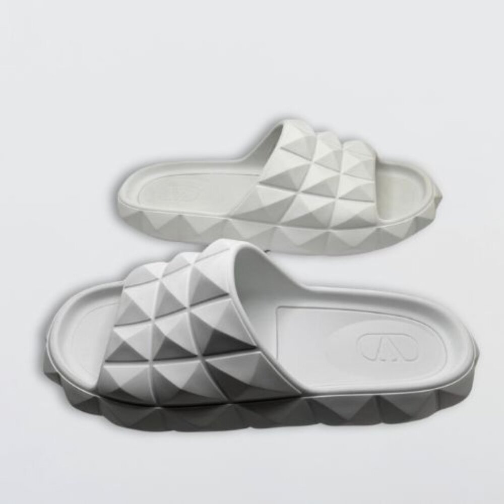 Valentino Garavani Roman Stud Turtle Slide Sandals Rubber White Men's EU 41 NIB